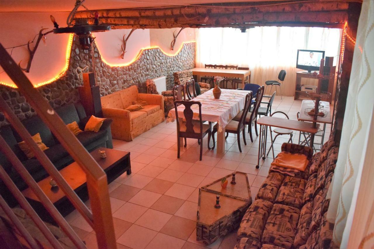 Casa Parvu Ξενοδοχείο Lunca Mare Εξωτερικό φωτογραφία